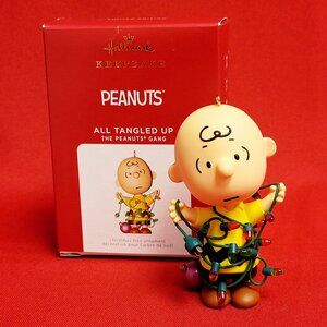 Hallmark Christmas Ornament Peanuts All Tangled Up The Peanuts Gang 2021